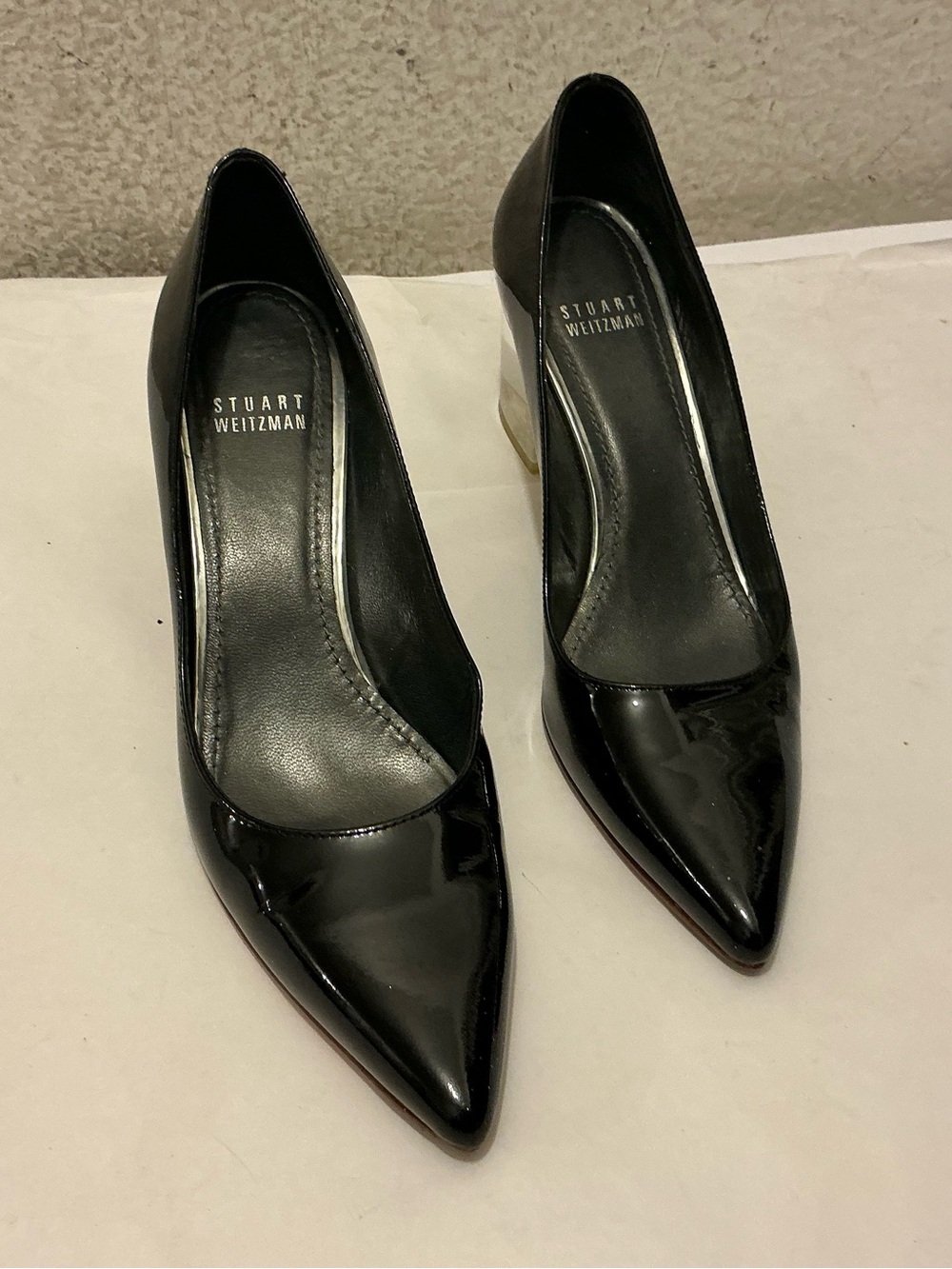Stuart Weitzman Black Patent Pointed Pumps 7N